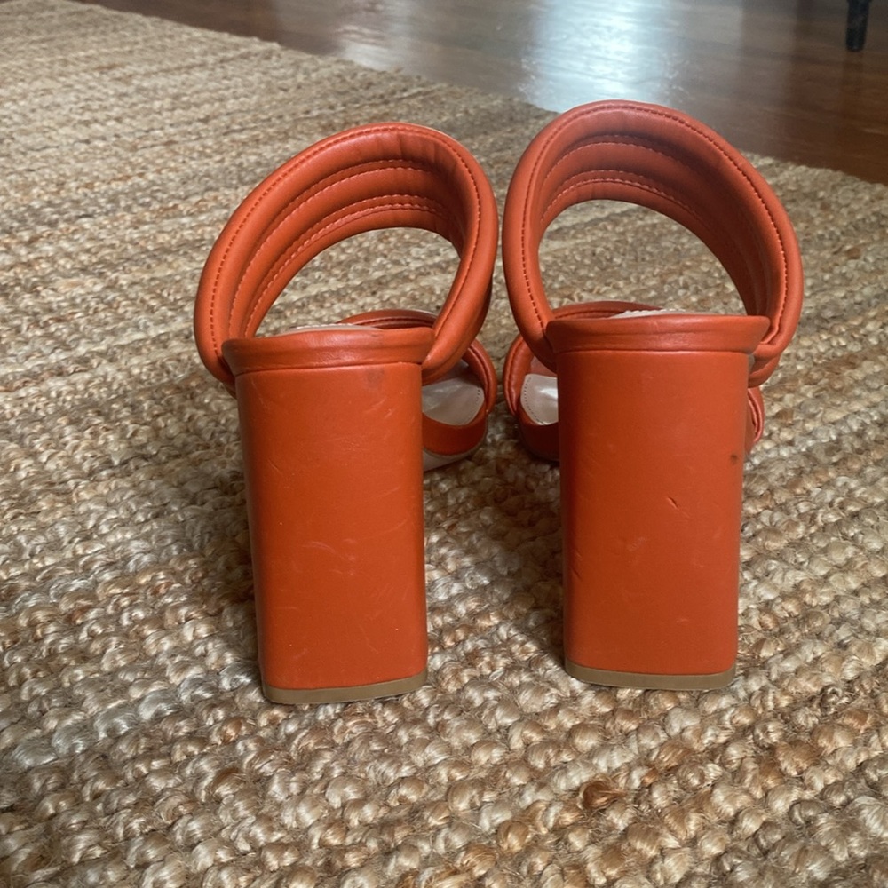 Steve Madden Orange Padded Strap Block Heel Sandals - Picture 4 of 8